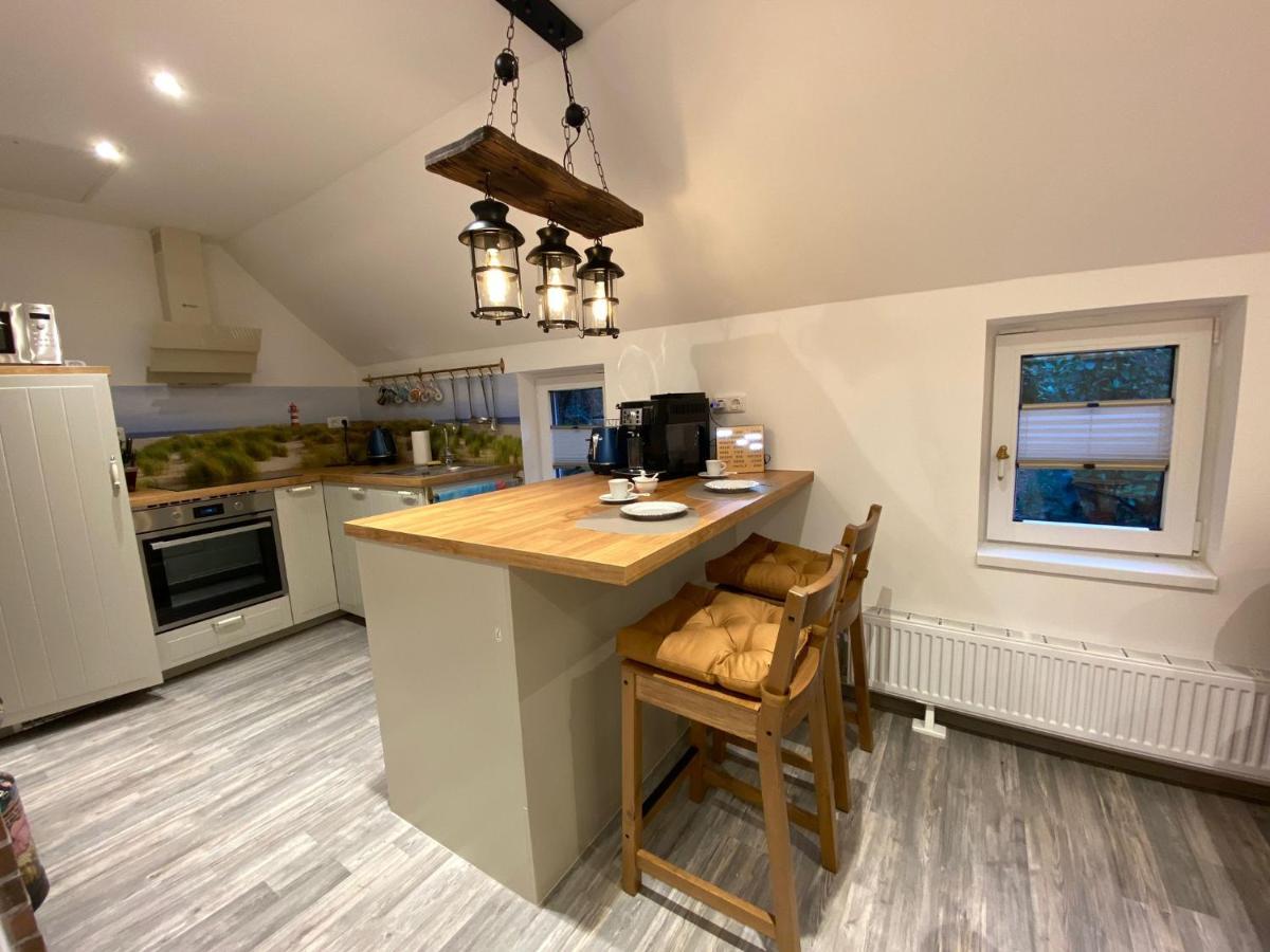 Ferienwohnung Gulfhaus, Mit Sauna Und Grossem Garten Apen Buitenkant foto